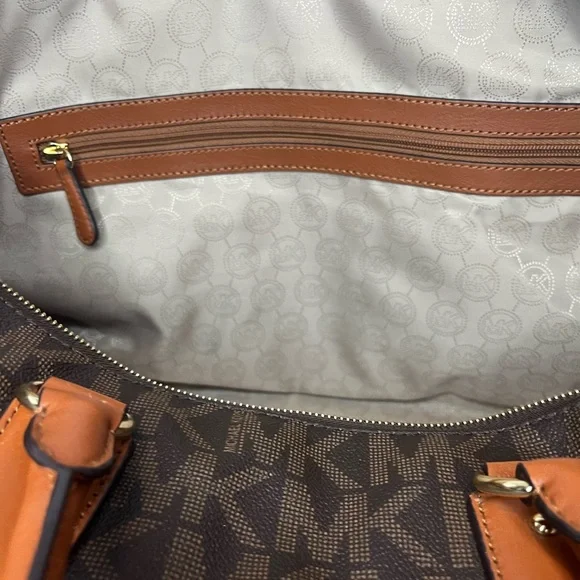 Michael Kors Dark Brown Monogram Duffel Bag Weekender - Picture 6 of 16